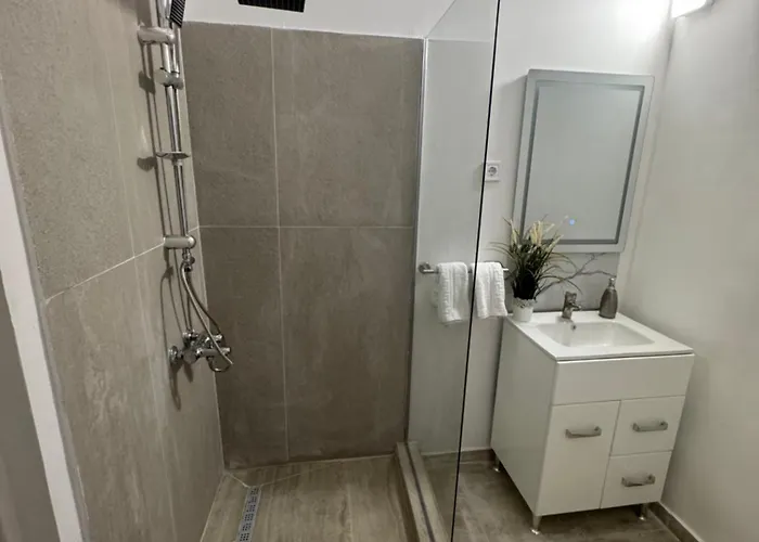 Udroiu Δωμάτια σε οικογενειακή κατοικία Κραϊόβα