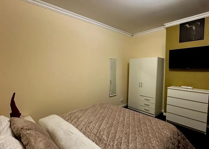 ホームステイ Udroiu