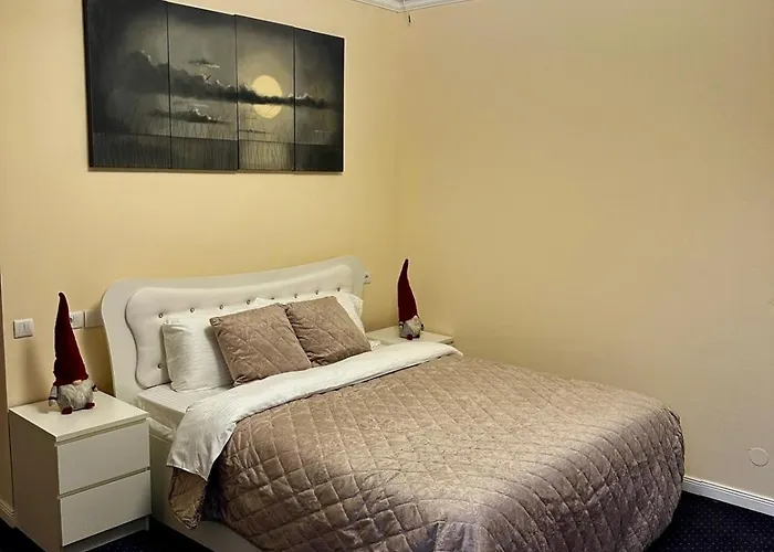 ホームステイ Udroiu *